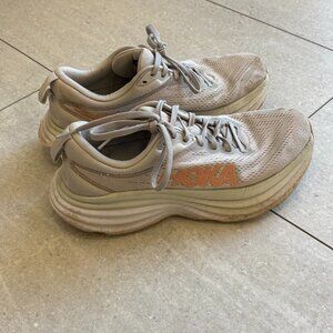 Well loved hoka bondi!